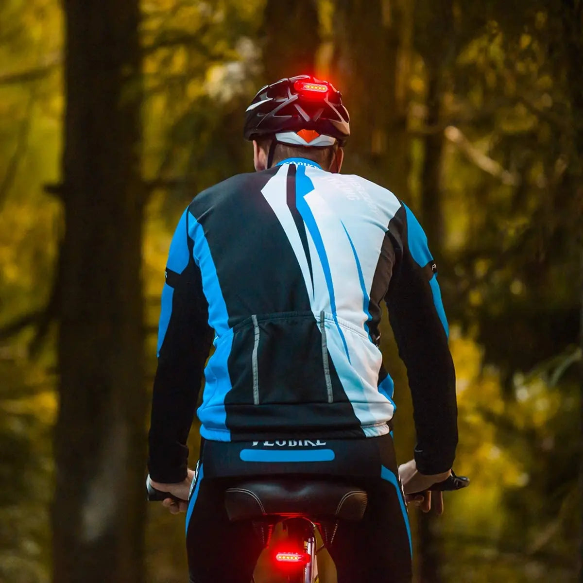 🔋 USB Rechargeable | 🚴♂️ Ultra-Bright Red Rear Bike Tail Light | 🔧 Easy to Install | 🚨 Bicycle Safety Light